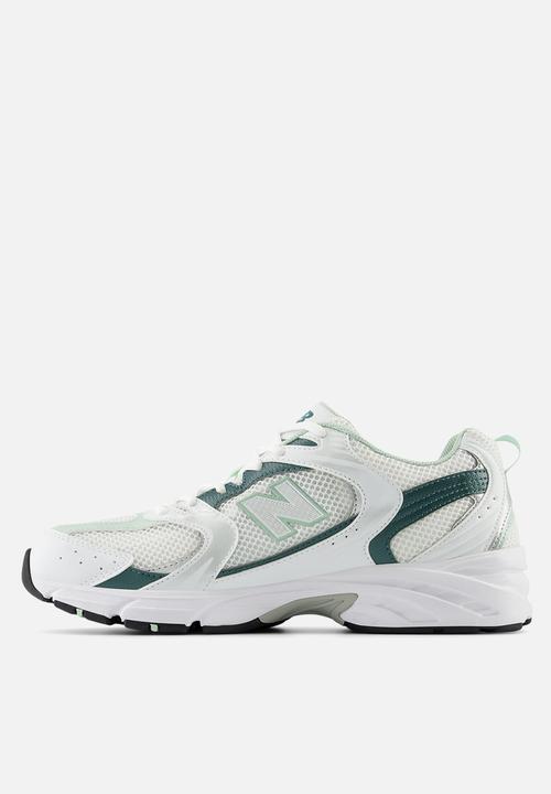 New Balance  - MR530