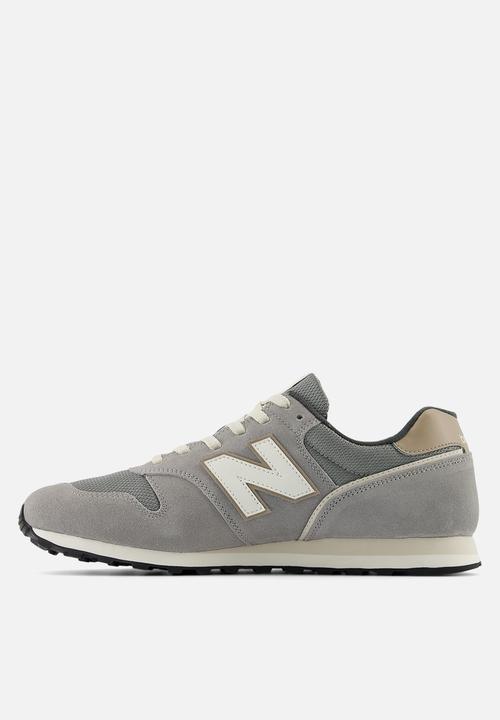 New Balance  - 373 v2
