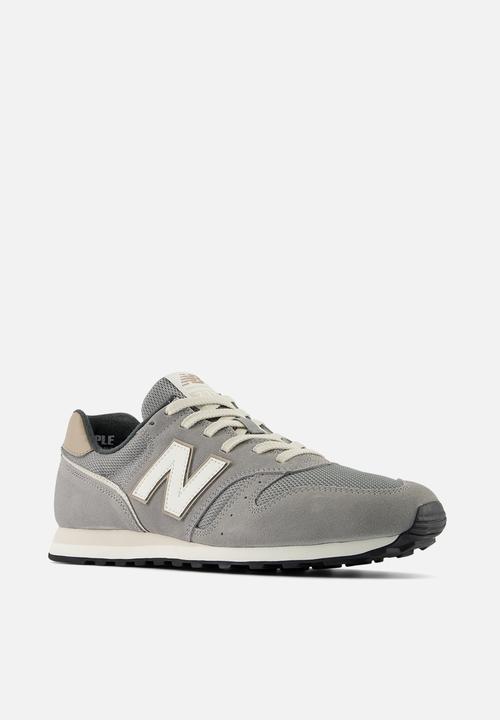 New Balance  - 373 v2