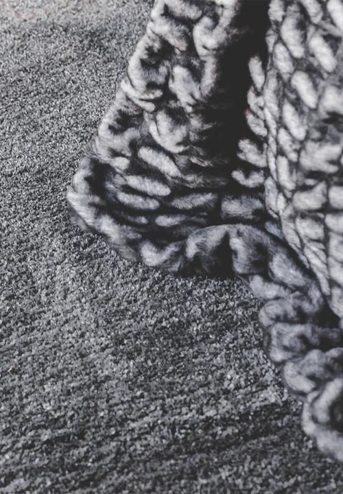 Hertex Haus - Sensorial Fur - Pepper