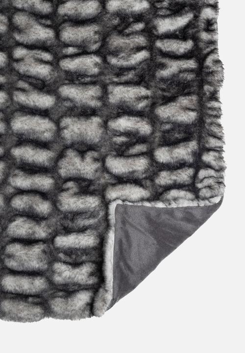Hertex Haus - Sensorial Fur - Pepper