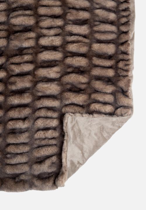 Hertex Haus - Sensorial Fur - Truffle