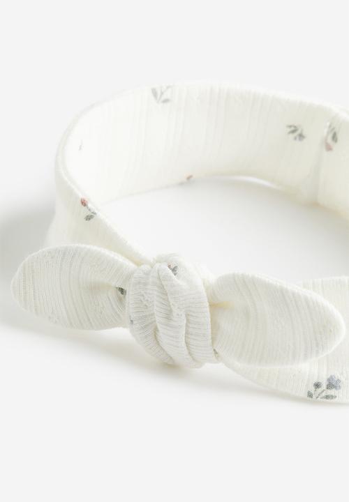 H&M - 3-Piece cotton set - white floral 