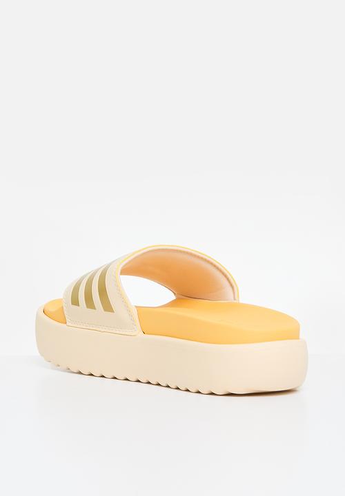 adidas Originals - Adilette platform - crystal sand/gold met./semi spark
