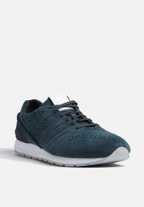 New Balance  - MRL996-NVY