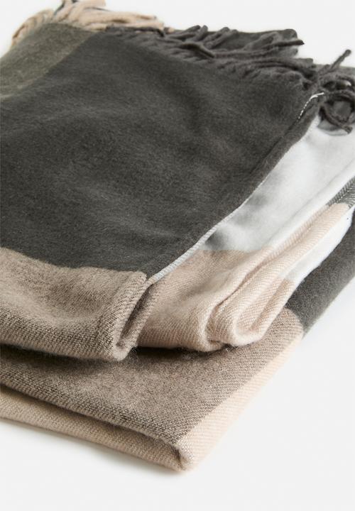 Sixth Floor - Autumn Check Throw - Tabacco