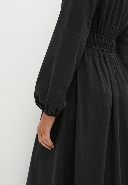 Superbalist - Empire shirred bodice  midi dress - black