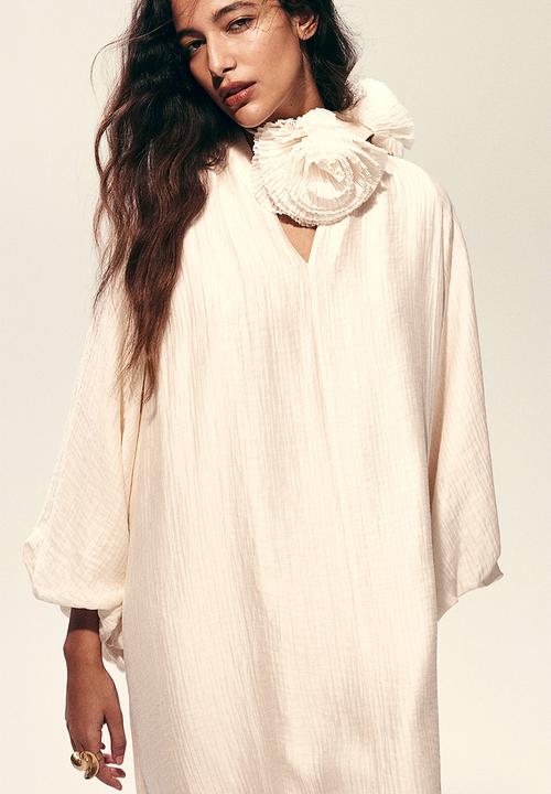 H&M - Crêpe maxi dress - light beige