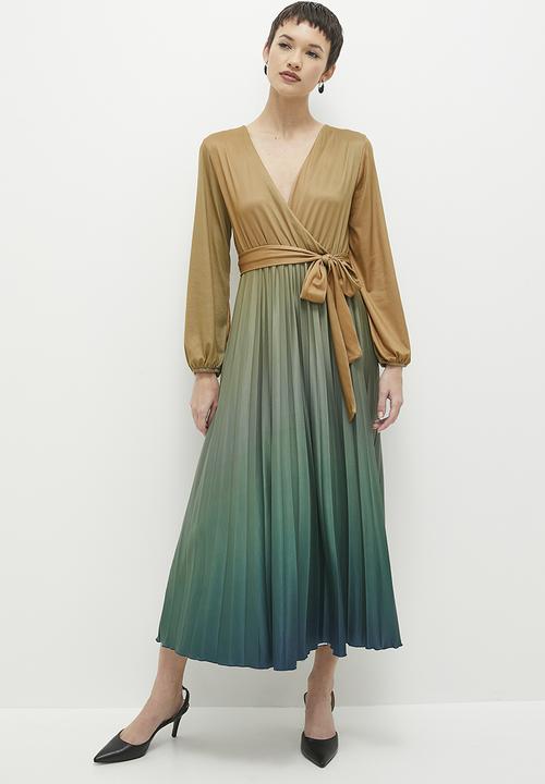 Women's Brown Knitted Fit and Flare Midi Dress