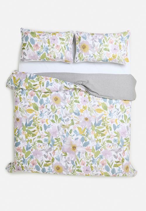 Horrockses - Pauline Flower Duvet Cover - multi
