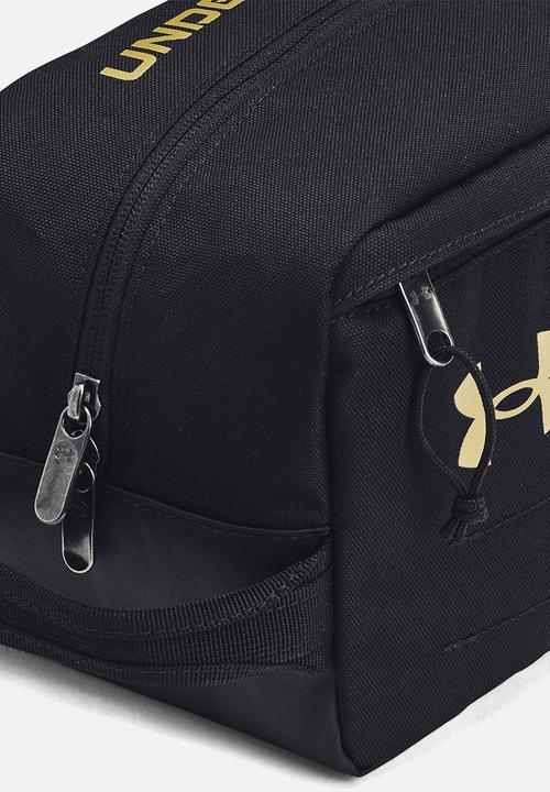 Under Armour - UA Contain Travel Kit - Black/MetallicGold
