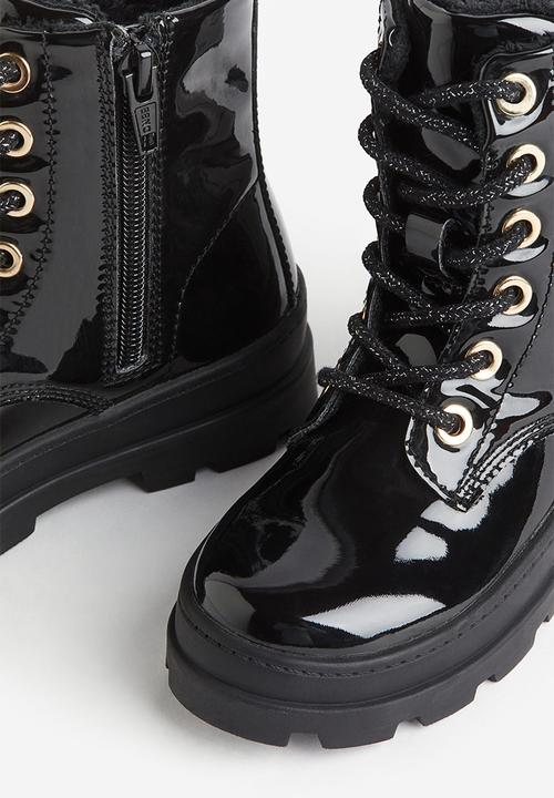 H&M - Warm-lined lace-up boots - black