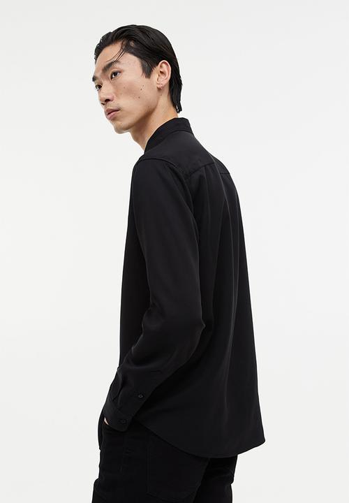 H&M - Regular fit lyocell shirt - black