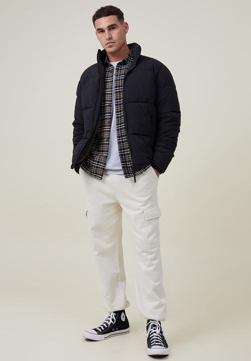Cotton On - Recycled puffer jacket - black