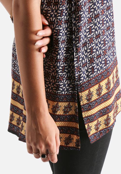 AX Paris - Baroque Printed Side Split Top
