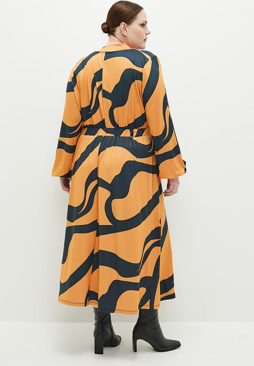edit - Plus drape neck fit & flare midi dress - choc tobacco