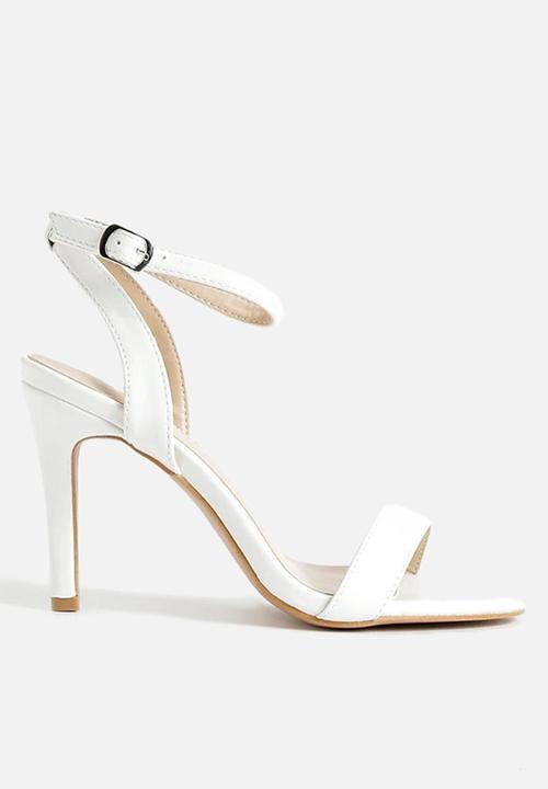 boohoo - Low barely there heels - white