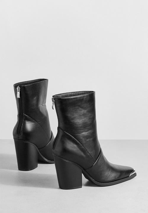boohoo - Toe cap detail western cowboy boots - black