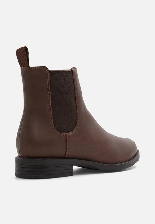 Call It Spring - Aila chelsea boot - dark brown