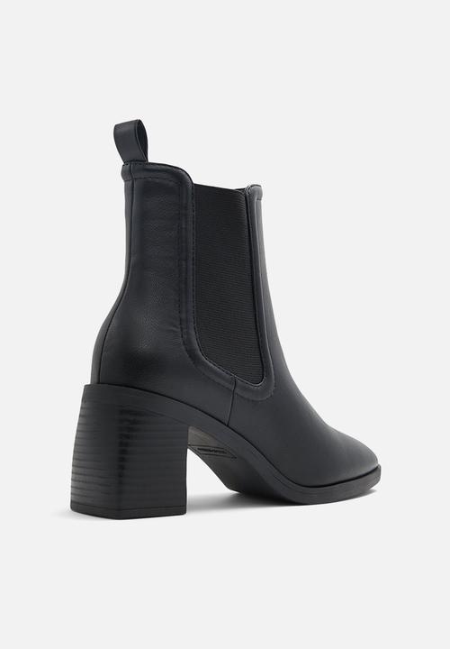 Call It Spring - Kenzi chelsea boot - open black