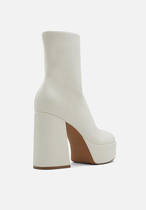 Call It Spring - Jaqulin platform boot - ice