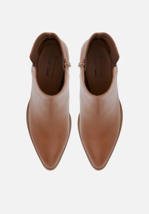 Call It Spring - Lorel ankle boot - cognac