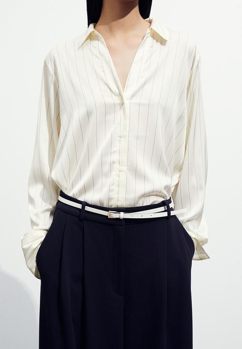 H&M - V-neck blouse - white