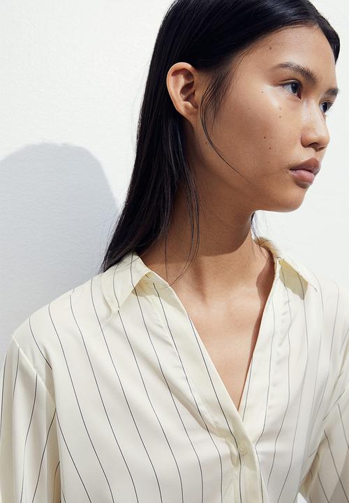 H&M - V-neck blouse - white