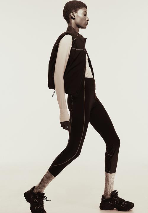 H&M - Drymove™ seamless sports top - cream