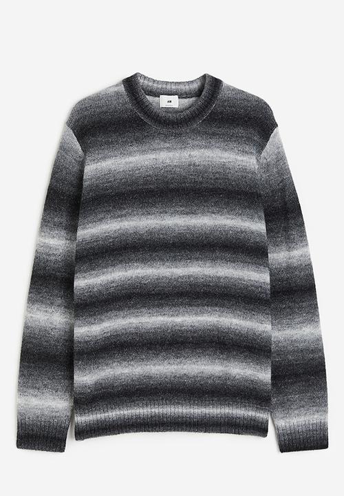 H&M - Regular fit jumper - black/striped