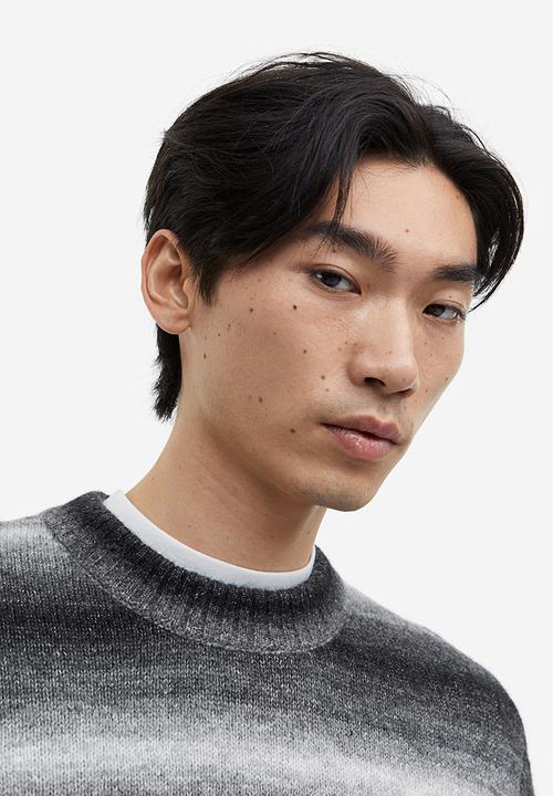 H&M - Regular fit jumper - black/striped