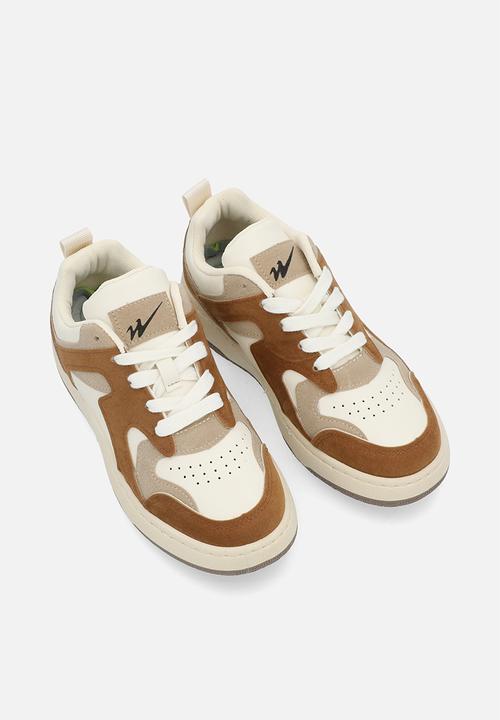 Pop Candy - Lace up sneakers - brown