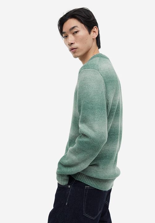 H&M - Regular fit jumper - green/striped