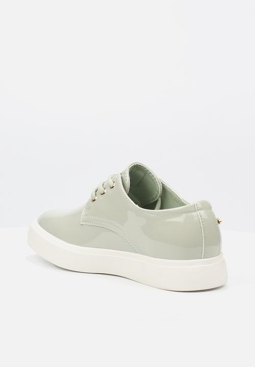 Miss Black - Venus 2 lace-up - sage