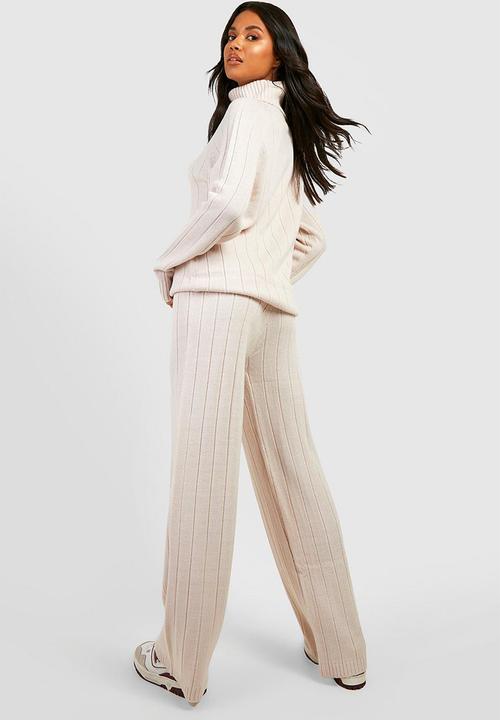 boohoo - Wide rib roll neck & trouser knitted co-ord - stone