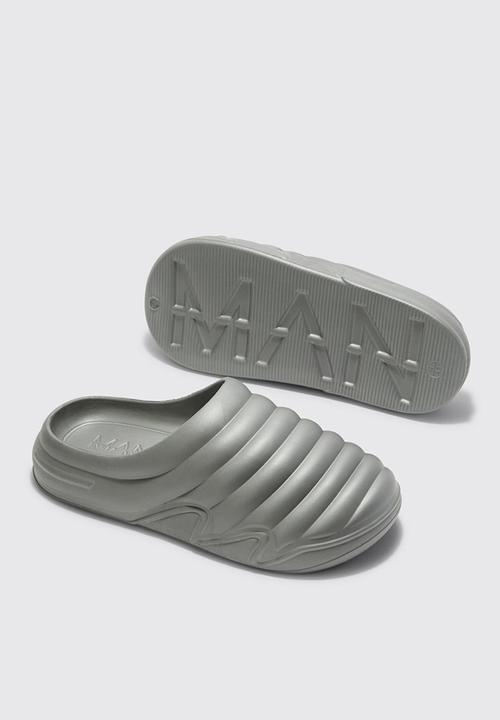boohooMAN - Moulded mule - grey