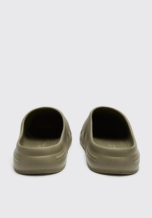 boohooMAN - Moulded mule - khaki