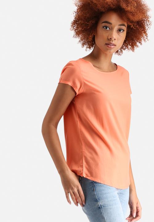 Jacqueline de Yong - Arc Top