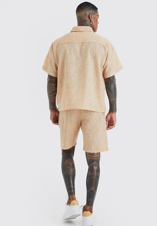 boohooMAN - Short sleeve boxy linen look shirt and short - chocolate