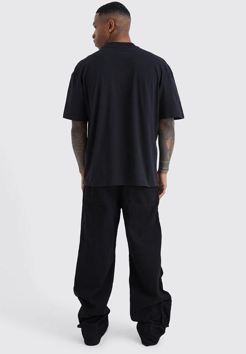 boohooMAN - Oversized champions graphic t-shirt - black