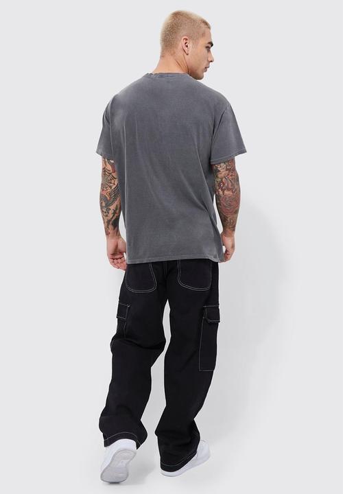 boohooMAN - Acid wash santa monica varsity print boxy t-shirt - charcoal