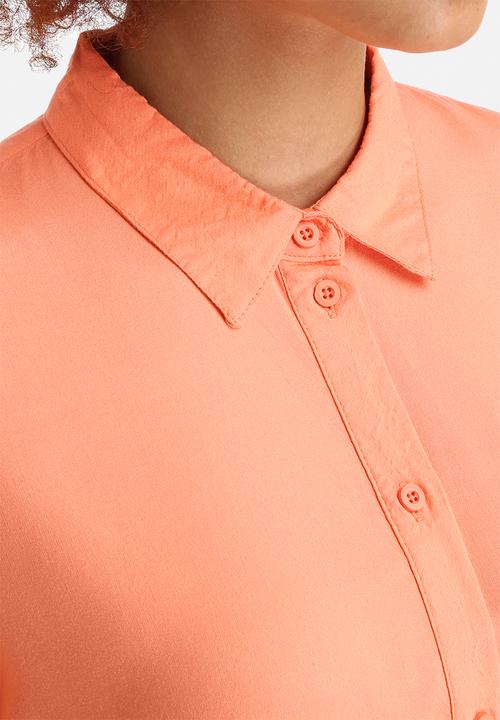Jacqueline de Yong - Arc Button Shirt