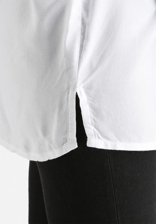 Jacqueline de Yong - Arc Button Shirt
