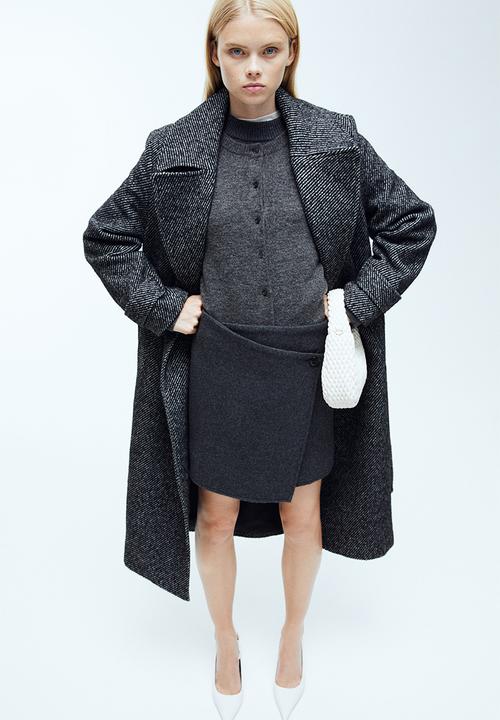 H&M - Tie-belt twill coat - black striped