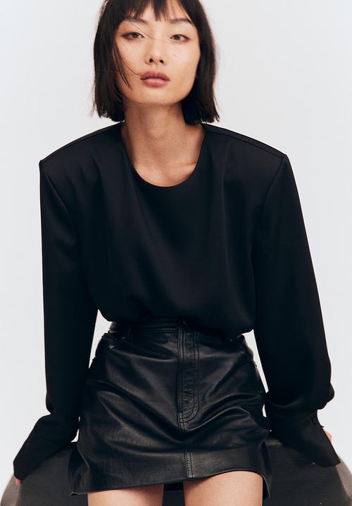 H&M - Shoulder-pad blouse - black