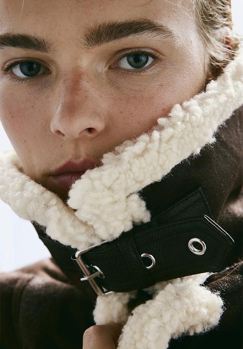 H&M - Oversized teddy-lined jacket - dark brown