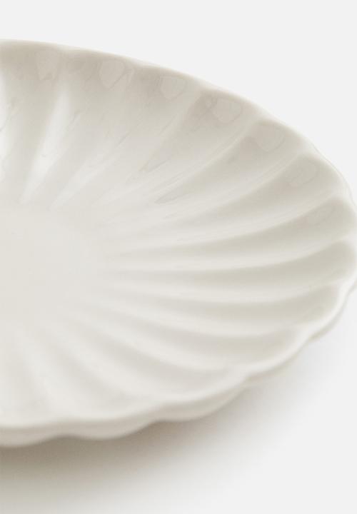 H&M - Small porcelain dish - beige