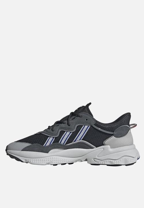 adidas Originals - Ozweego - carbon/grey two/silver met.