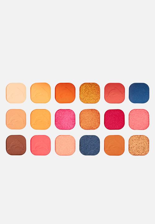 Revolution - Forever Flawless Hydra Dolphin Eyeshadow Palette
