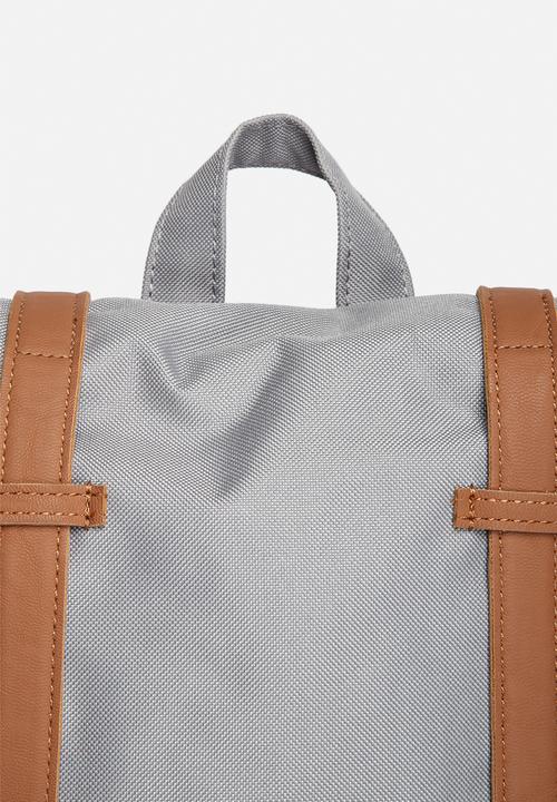 Herschel Supply Co. - Little America Mid Volume